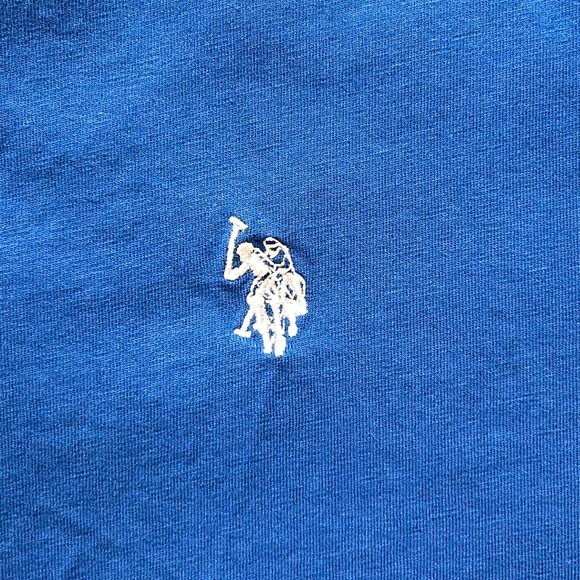 Polo Men’s V-Neck Size XL - Picture 2 of 3